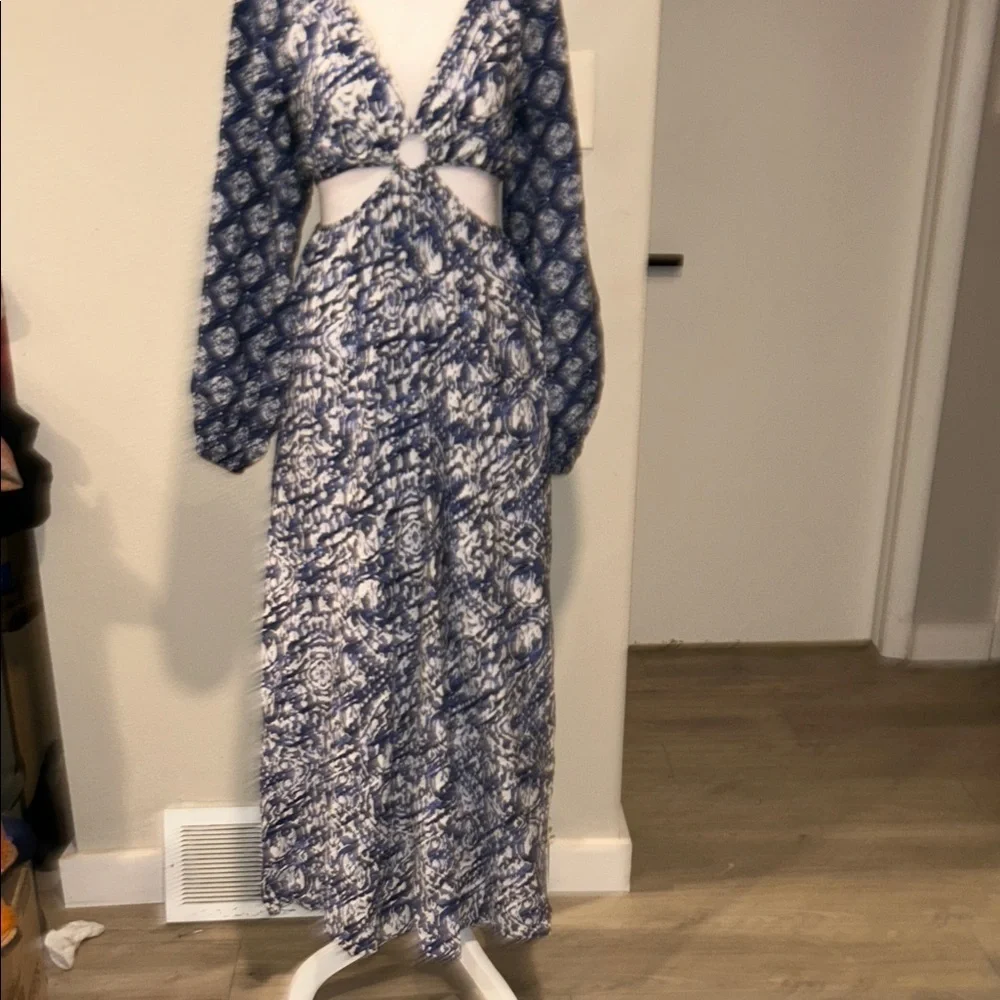 Abercrombie & Fitch Navy and White Dress Long-sleeve Plunge Cutout Maxi Dress XS